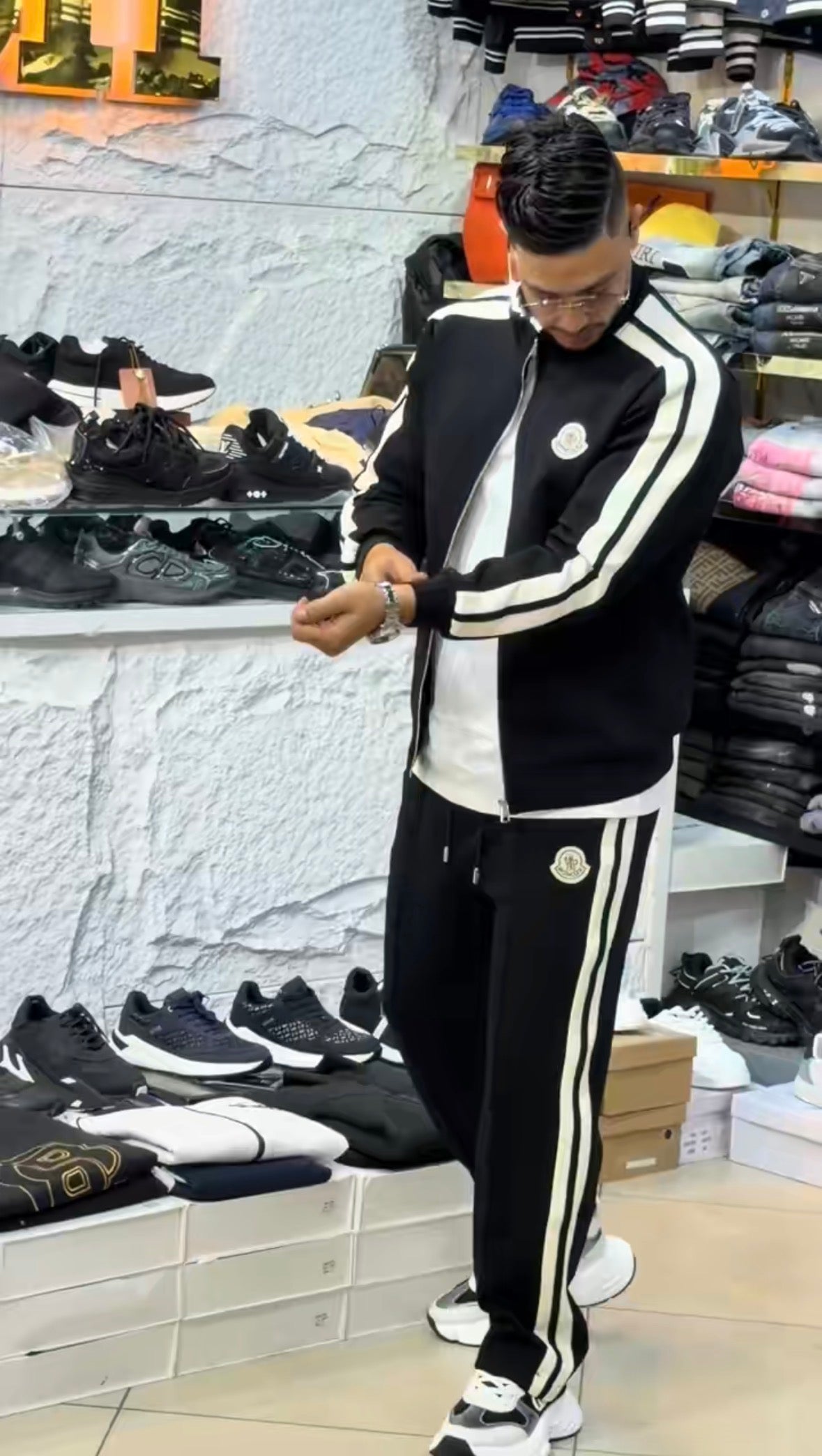 Promotion 🚨🚨ENSSMBLE MONCLER