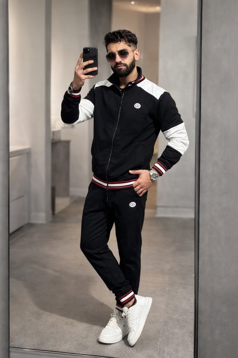 ENSSMBLE GUCCI COLLETION 2026 super good الصين